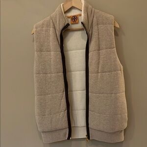 Tory Burch Sand color with cream lining